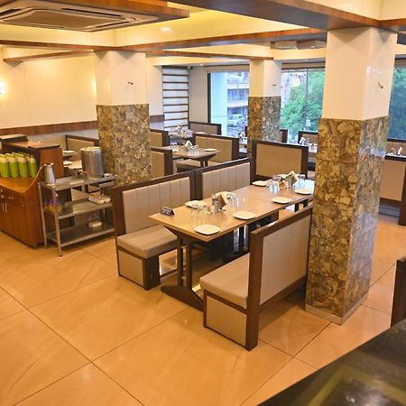 Hotel Aaram Umargam Luaran gambar