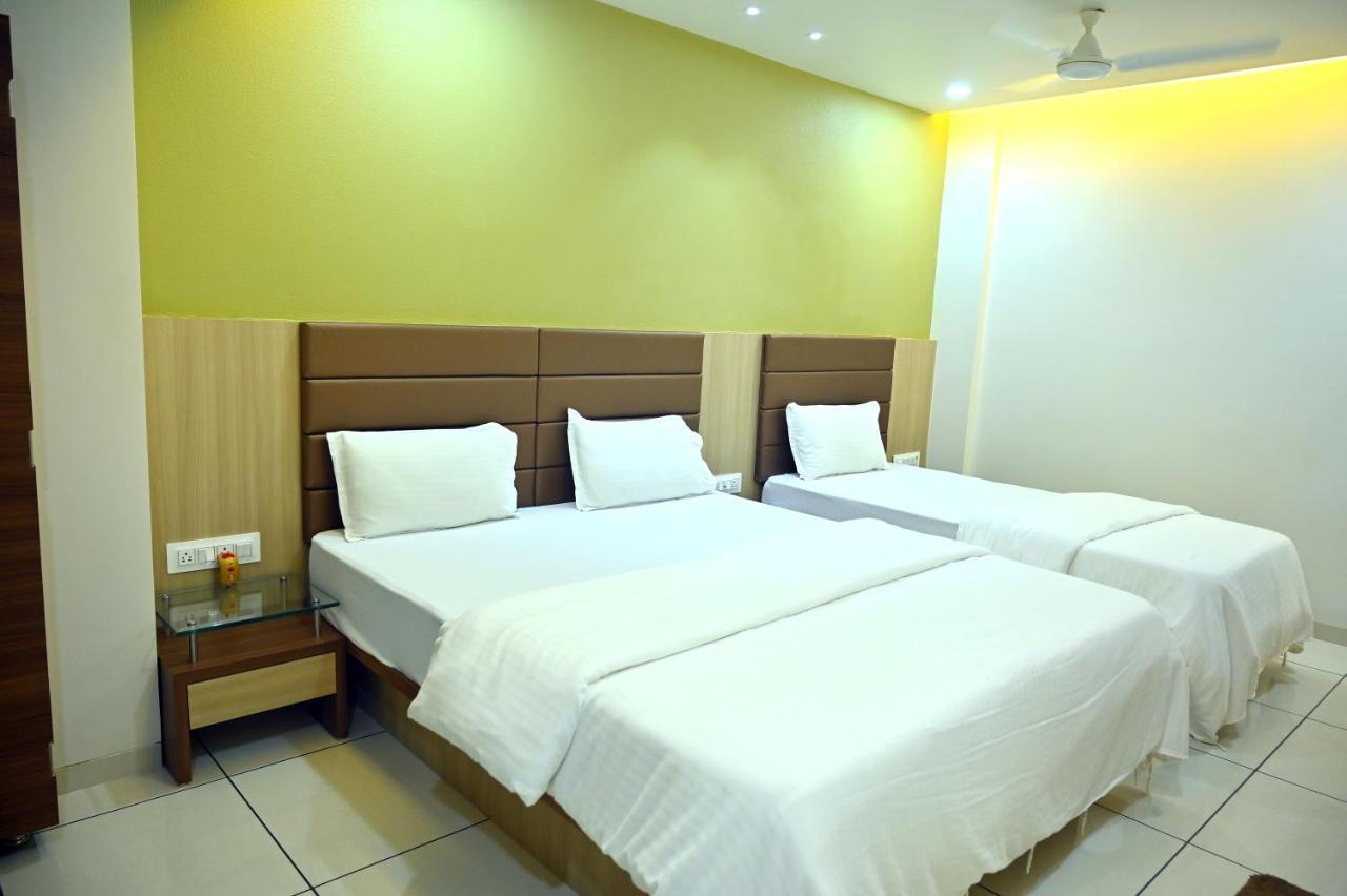 Hotel Aaram Umargam Luaran gambar
