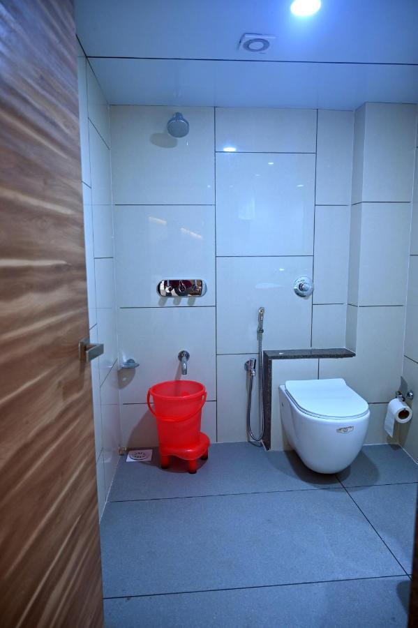 Hotel Aaram Umargam Luaran gambar